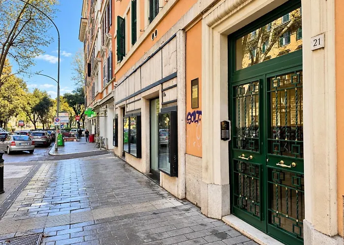 Lch-lateran Charming House